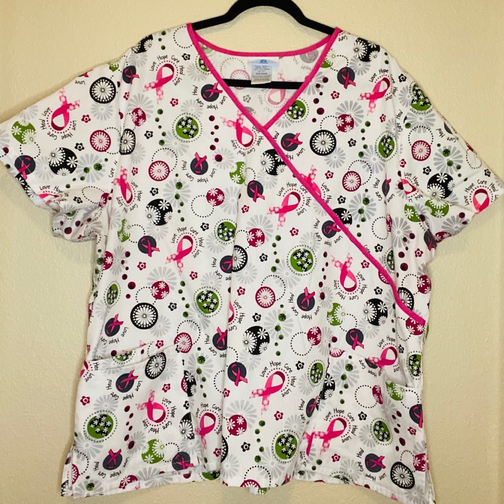 Scrub top